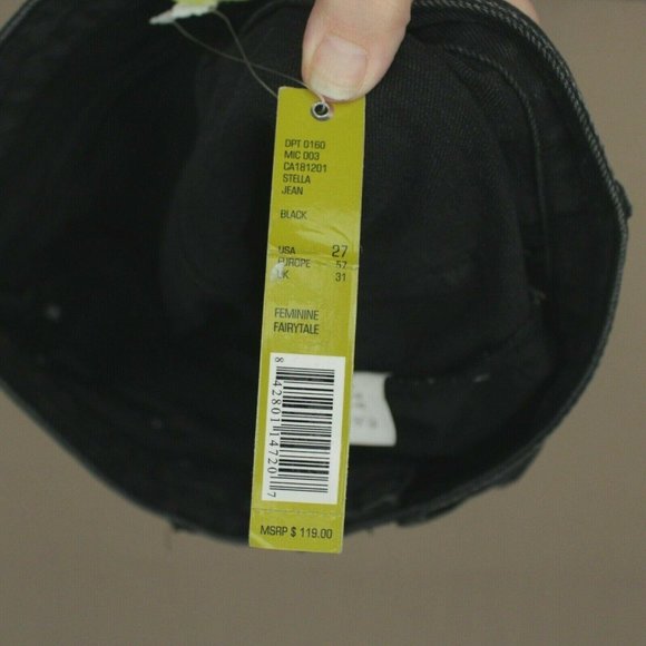 Gianni Bini Stella Straight Crop Jeans Raw Hem - Picture 9 of 10